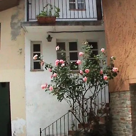 I Colori Dell'arcobaleno Casa de Campo Belvedere Langhe